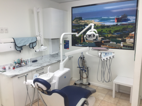 Budgewoi Dental Centre - Dentists Newcastle 0