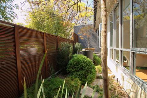 Paul Beath Dental - Dentists Newcastle 3