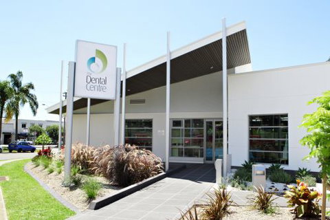 Davis Dr Scott–Specialist Prosthodontist - Dentists Newcastle 1