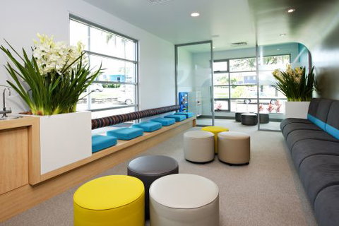 Davis Dr Scott–Specialist Prosthodontist - Dentists Newcastle 2