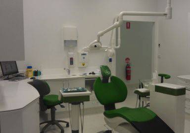 Kah Kim Dr - Dentists Newcastle 1
